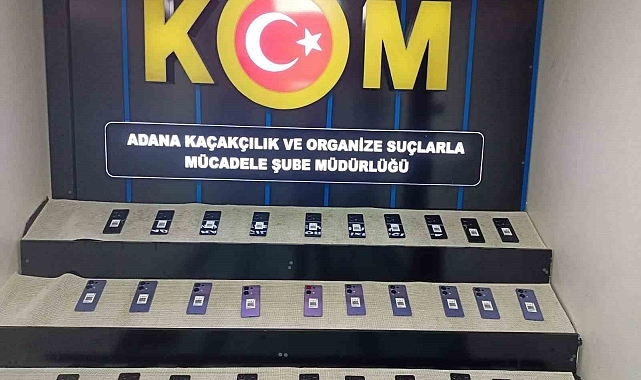 Adana'da Milyonluk Kaçak Makaron Operasyonu: 2 Tutuklama