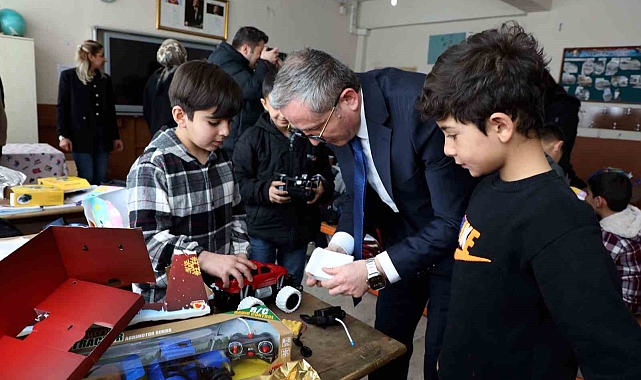 Ağrı'da "IC Mutluluk Harekatı" ile çocukların oyuncak hayalleri gerçek oldu