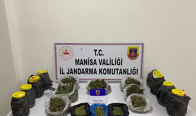 Akhisar'da Uyuşturucu Operasyonu: 3 Kilo Esrar Ele Geçirildi