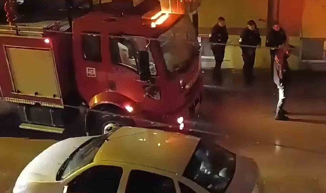 Amasra'da Çatı Yangını: İtfaiye Araçları Araç Parkları Nedeniyle Zor Anlar Yaşadı