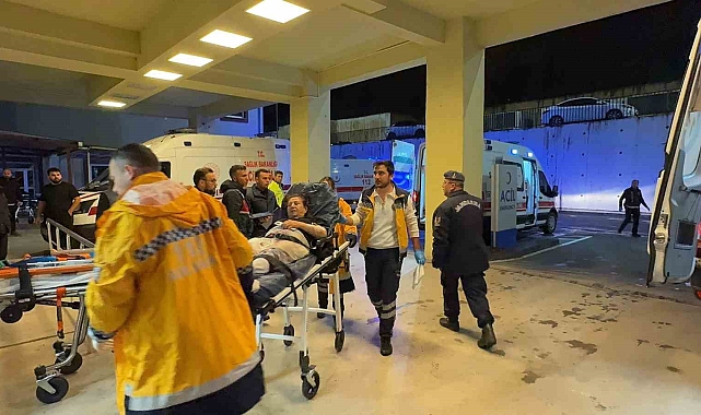 Antalya'da Yolcu Otobüsü Şarampole Uçtu: 33 Yaralı