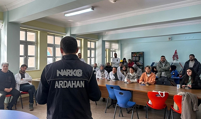 Ardahan Emniyetinden Bilgilendirme Çalışmaları