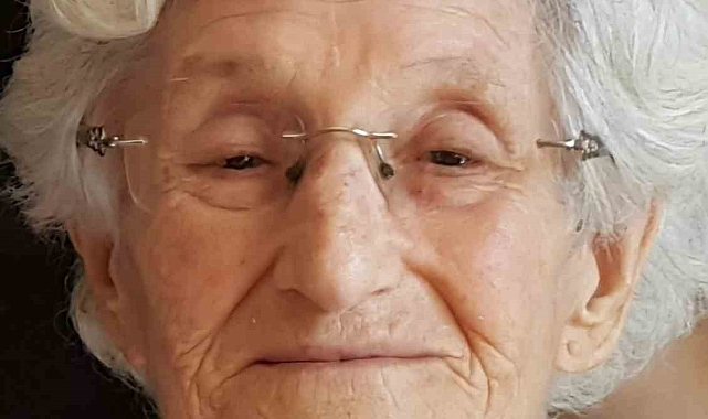 Aydın'ın Sevilen Ebesi Keriman Ayhan Hayatını Kaybetti