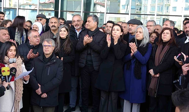 "Bu diyalogun barışla taçlanmasından yanayız"