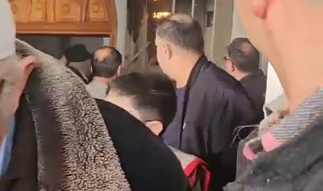 Bursa'da Cuma Namazı Sırasında Camide Yangın Paniği