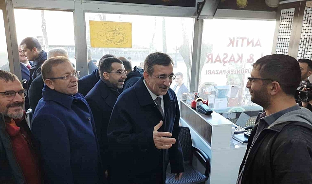 Cevdet Yılmaz Kars'ta