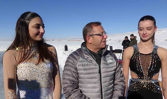 Çıldır Gölü'nde Buz Pateni Şöleni: Milli Sporculardan Muhteşem Gösteri