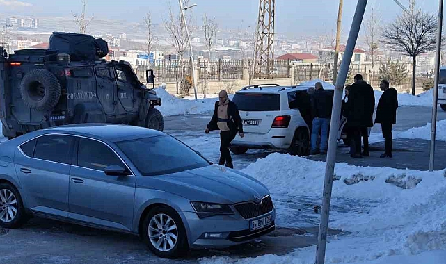 DEM Partili Tatvan Belediye Başkanı Mümin Erol Serbest Bırakıldı