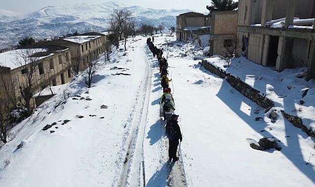 Diyarbakır'da Doğaseverler "İtalyan Köyü"nü Keşfetti