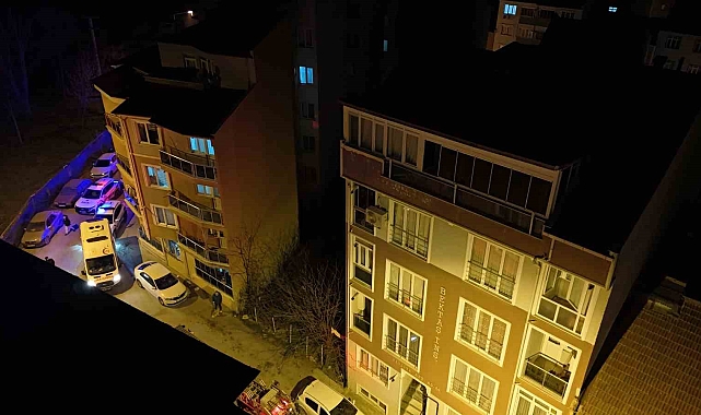Edirne'de 17 Yaşındaki Genç Evini Yakmaya Çalıştı