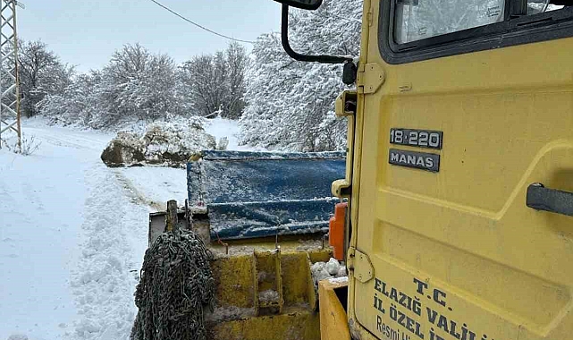Elazığ'da Kar Alarmı: 159 Köy Yolu Ulaşıma Kapalı