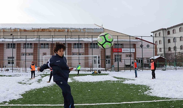 Erzurum'da 13 Yaşındaki Futbolcu Saldıray Berk, Gelecek Vaat Ediyor