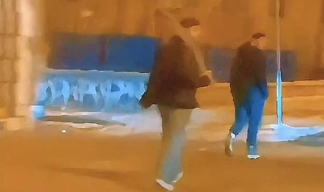Erzurum'da Kılıçlı Gençler Yakalandı: "Kılıcı Hediye Aldık, Paketleyemedik"