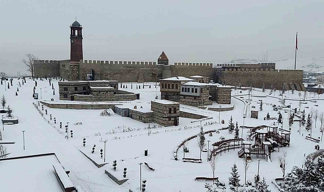 Erzurum'da Kuvvetli Kar Yağışı Uyarısı: Ulaşımda Aksamalar ve Çığ Tehlikesi!