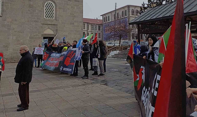 Erzurum'da Sağlıkçılar 65 Haftadır Gazze İçin Sessiz Yürüyüş Yapıyor