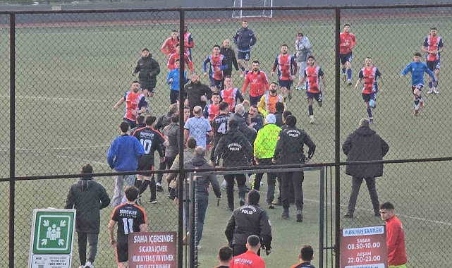 Karabük Amatör Maçında Kaos: Saha ve Tribünler Karıştı, Maç İptal Edildi