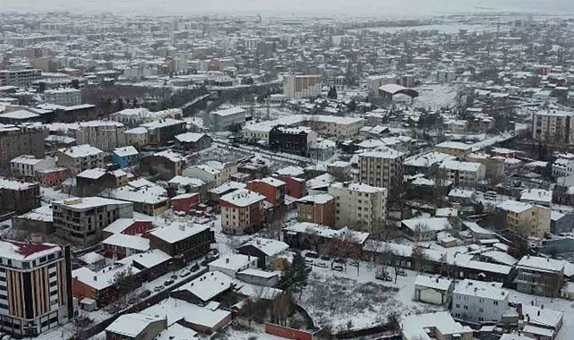 Kars'ta Göç Dalgası Devam Ediyor: Nüfus Bir Yılda 6 Bin Kişi Azaldı