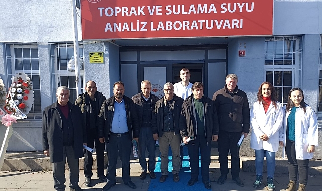 Kars'ta Muhtarlara Toprak Analizi ve Bilinçli Gübre Kullanımı Bilgilendirmesi