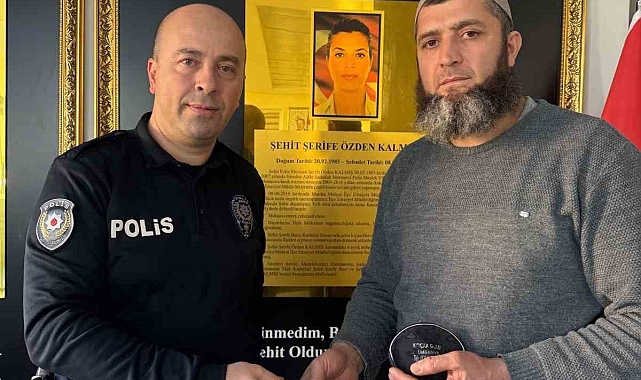 Kastamonu'da Örnek Davranış: Kayıp Cüzdan Sahibine Teslim Edildi