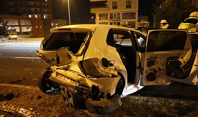 Kaza yaptı, yaralı arkadaşlarını bırakıp kaçtı