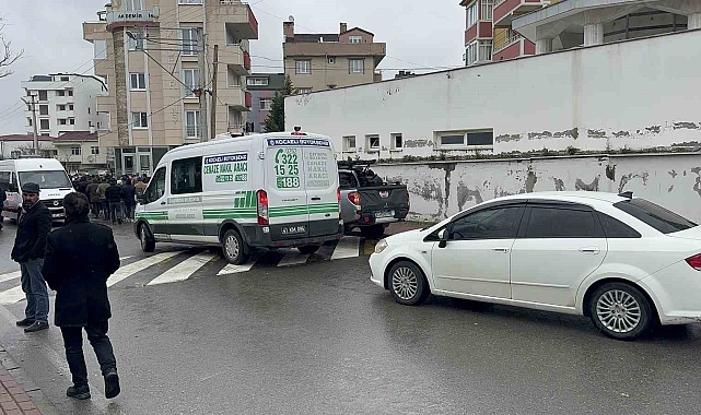 Kocaeli'de Karısı Tarafından Öldürülen Adam Toprağa Verildi