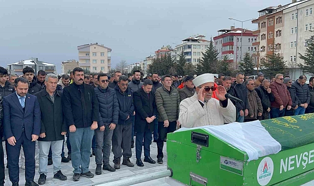 Nevşehir'de Eski Nişanlısı Tarafından Öldürülen Genç Kadın Toprağa Verildi