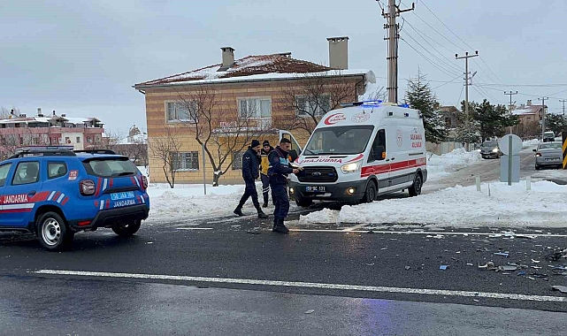 Nevşehir'de Turistlerin Karıştığı Kaza: Çinli Turistler Yardım İçin Çeviri Programına Başvurdu