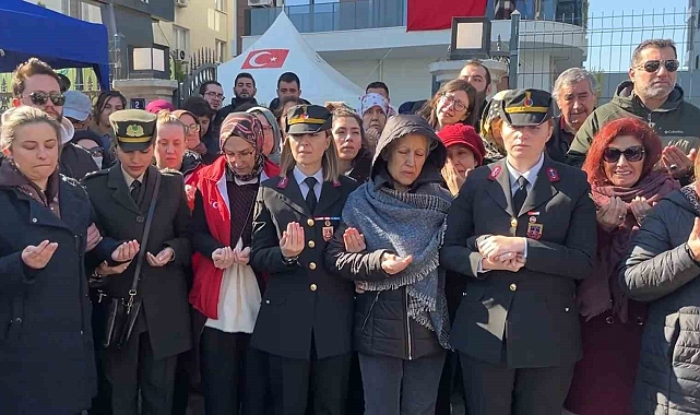 Şehit Binbaşı Yetişen için anne evinde helallik alındı