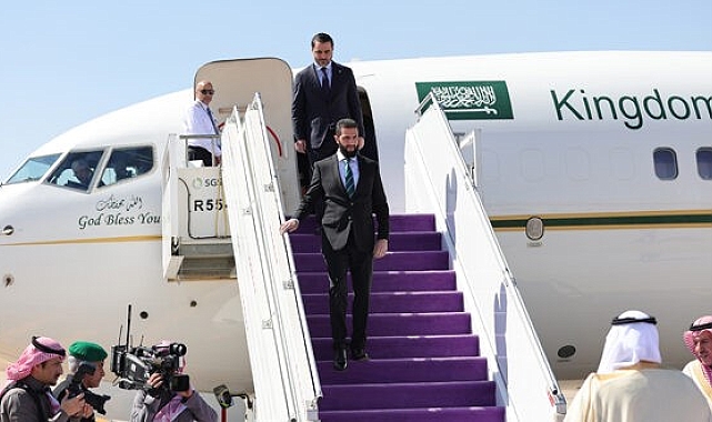Suriye geçici Devlet Başkanı eş-Şara'dan ilk yurt dışı ziyareti için Suudi Arabistan'da