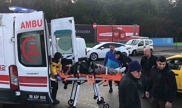 Tekirdağ'da Motosiklet Kazası: Kaygan Zemin Kurbanı Yaralandı