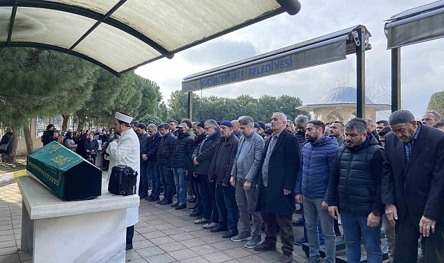 "Yenidoğan çetesi" sanıklarından İlker Gönen için cenaze töreni düzenledi