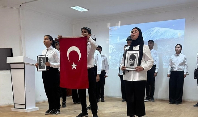 Aralık'ta İstiklal Marşı'nın 104. Yılı Coşkuyla Kutlandı: Mehmet Akif Ersoy Anıldı