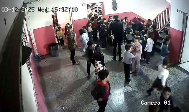Diyarbakır'da boğazına şeker kaçan çocuk Heimlich manevrasıyla kurtarıldı