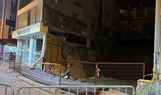 Giresun'da Yıkılma Tehlikesi Nedeniyle Bina Tahliye Edildi