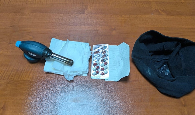 Otomobil Motorunda Uyuşturucu Ele Geçirildi: 1 Gözaltı