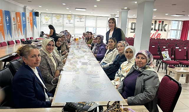 AK Parti Iğdır Kadınlar Kaynaşma Programları Etkinliklerle Devam Ediyor
