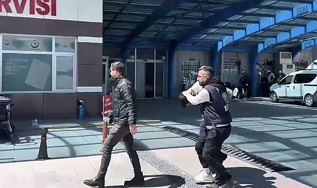 Konya'da Taksici Silahlı Gasp Girişimini Biber Gazıyla Engelledi