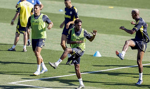 Fenerbahçe'de Mourinho Yönetiminde İkinci Antrenman