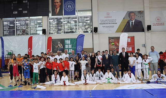 Iğdır'da GSB Spor Okulları ve Engelsiz Spor Okulları Açılışı Yapıldı