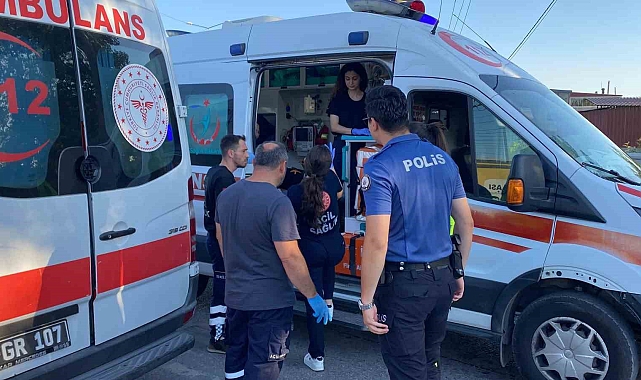 İzmit'te Kırmızı Işıkta U Dönüşü Faciası: 2 Yaralı