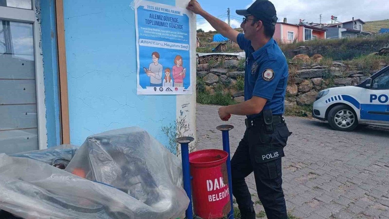 Ardahan'da Polis Ekiplerinden Güvenlik ve Bilinçlendirme Çalışması
