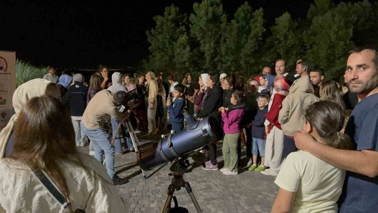 Düzce'de Perseid Meteor Yağmuru Coşkusu: Aydınpınar Şelaleleri Doldu Taştı