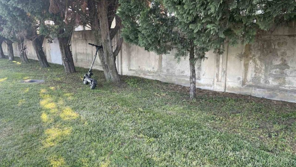 Kapaklı'da Elektrikli Otomobil ve Scooter Çarpıştı: 3 Yaralı