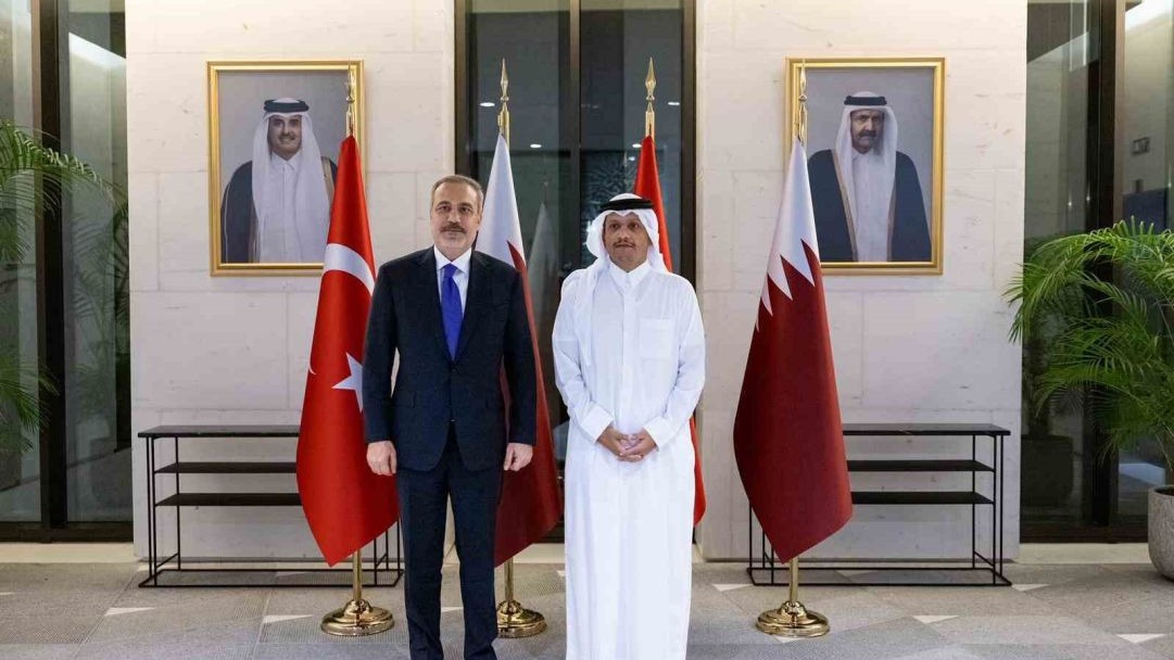 Bakan Fidan, Katar'da Mevkidaşıyla Bir Araya Geldi