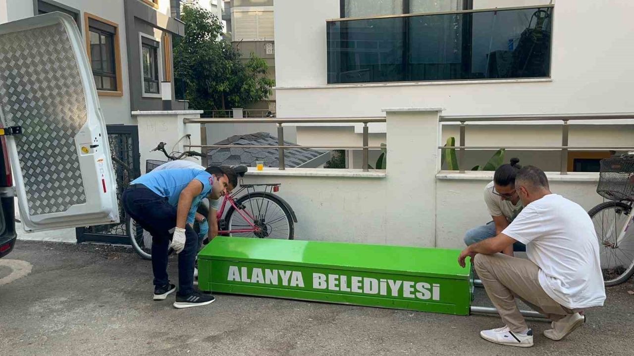 Alanya'da Cinayet: Evde Başından Vurulmuş Ceset Bulundu