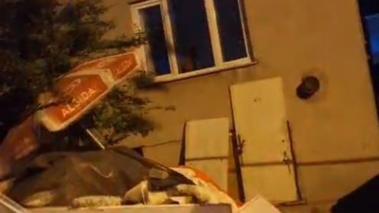 Esenyurt'ta Komşular Arası Kavga Sokağa Taştı