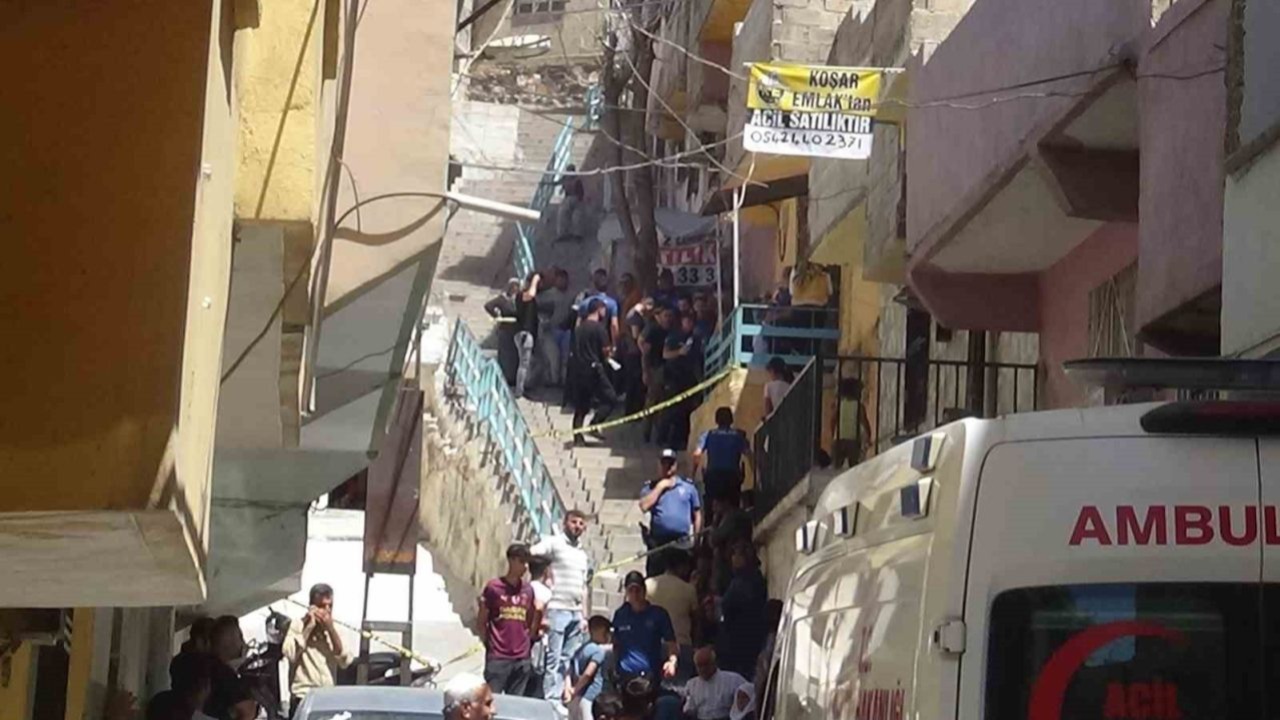 Şanlıurfa'da Genç Çift Evlerinde Ölü Bulundu