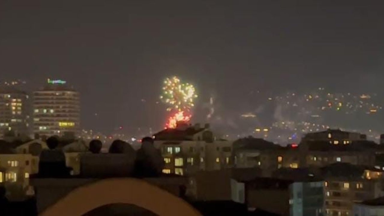 Bursa'da Rüzgara Rağmen Havai Fişek Patlatanlara Tepki