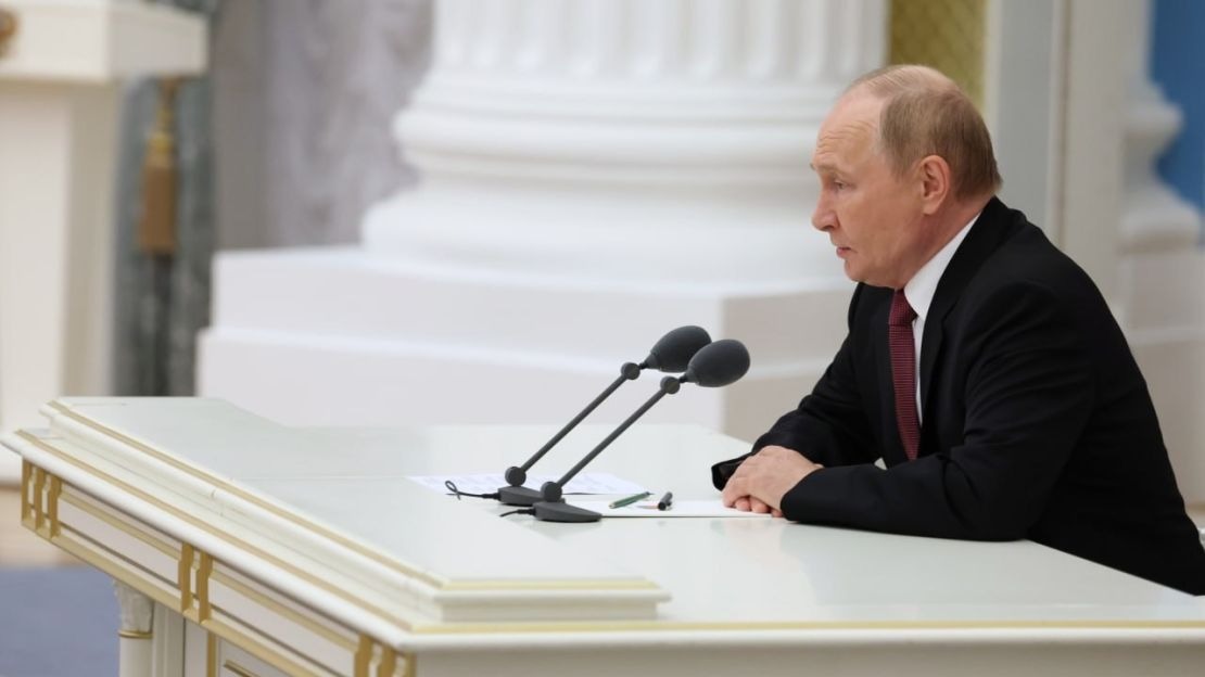 Putin ve Trump, Ukrayna Krizini Konuştu: “Görüşme Çok Faydalı Oldu”