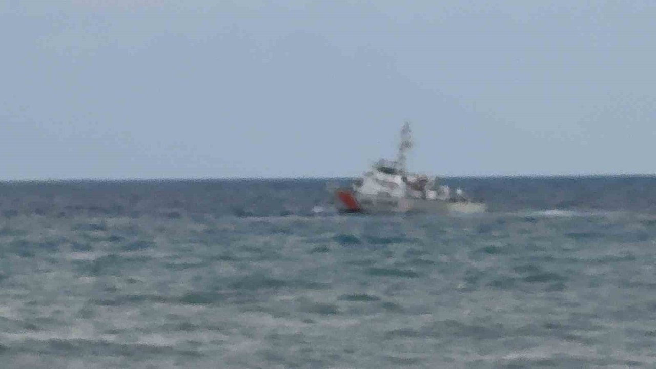 Kaybolan Vatandaş İçin Arama Çalışmaları Sürerken, Tehlikeye Aldırış Etmediler